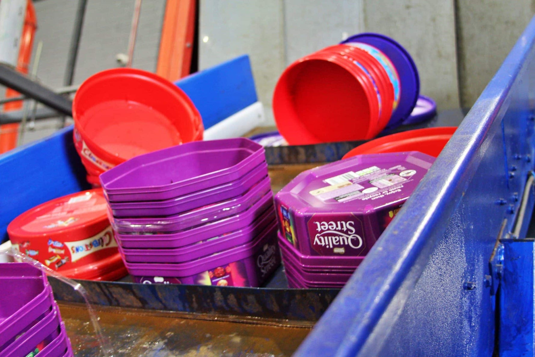 'Tis The Season to Recycle & Raise®!