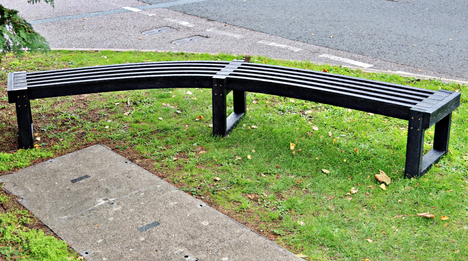 Black atlantic bench (1)