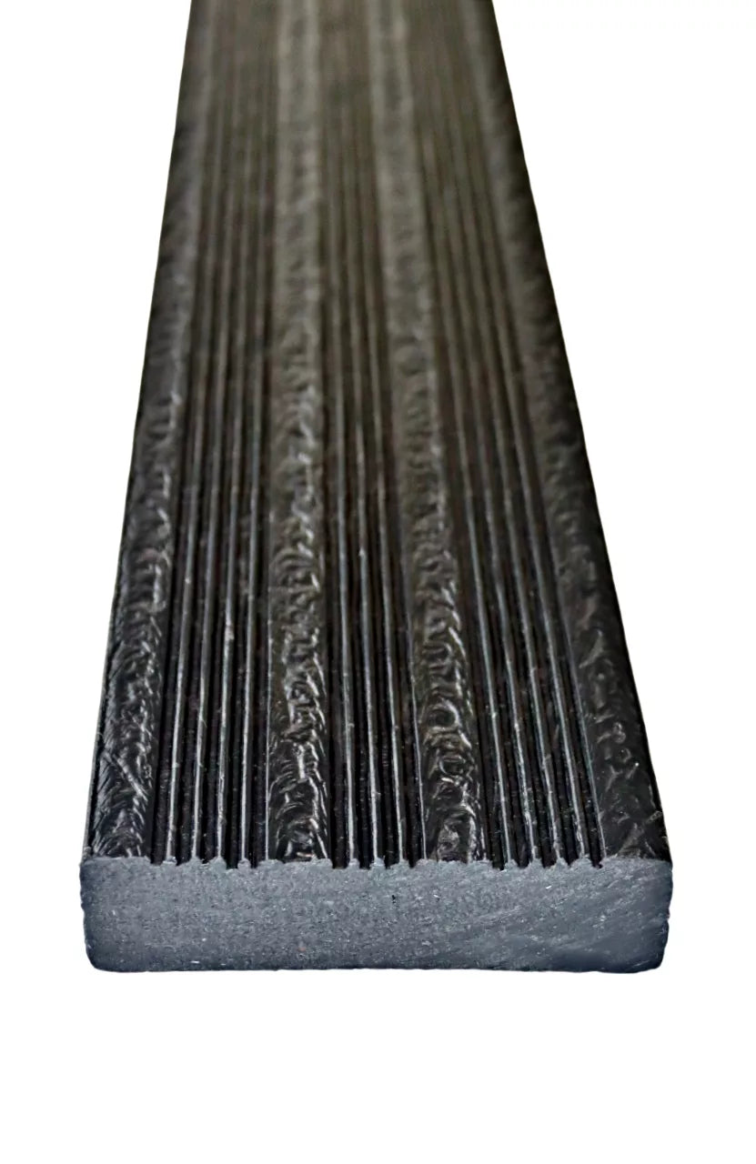 Recycled plastic decking anti-slip fire rated solid plastic sustainable maintenance-free